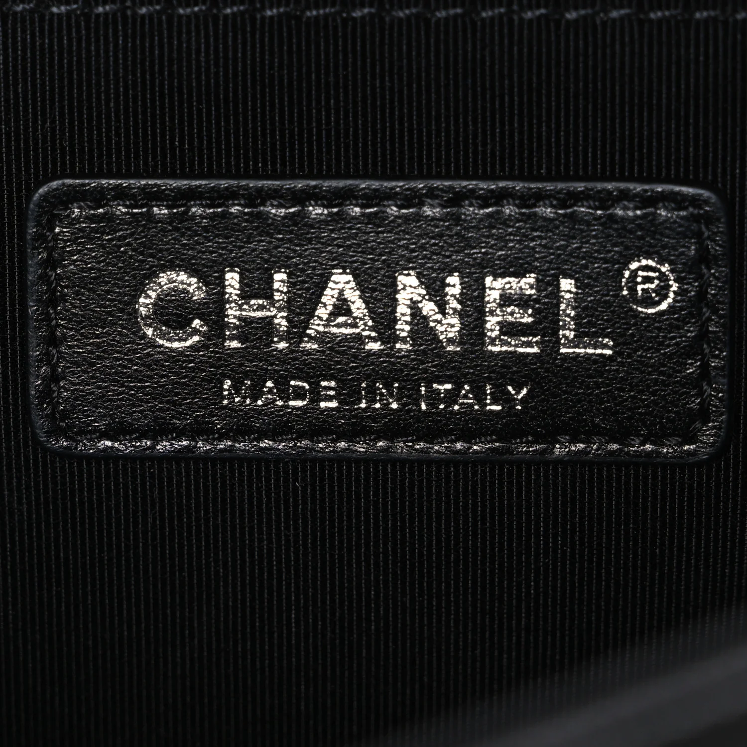 Caviar Quilted New Medium Boy Flap Black