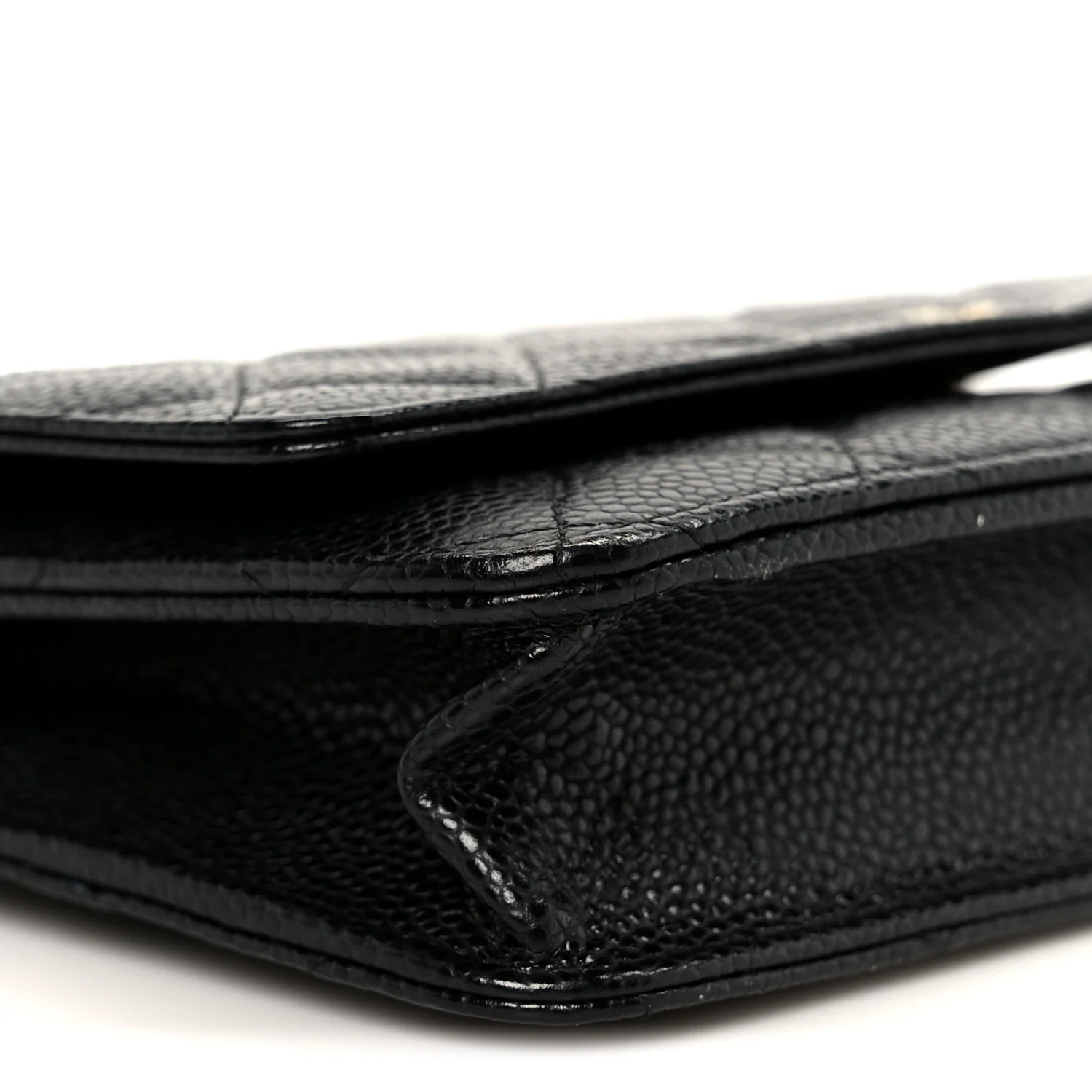 Caviar Quilted Wallet on Chain WOC Black
