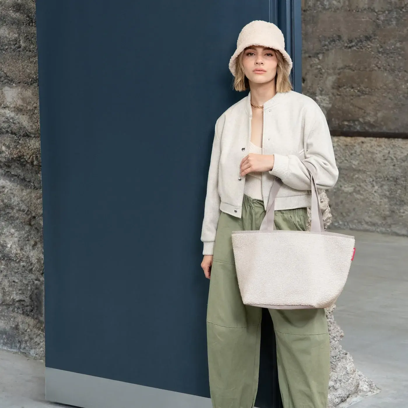 shopper M teddy sand