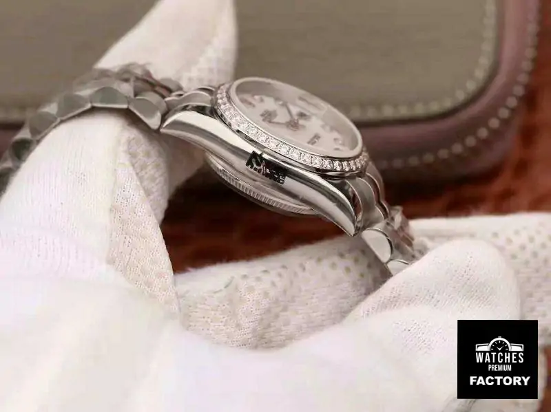 Rolex Lady Datejust 28MM Mother Of Pearl Dial