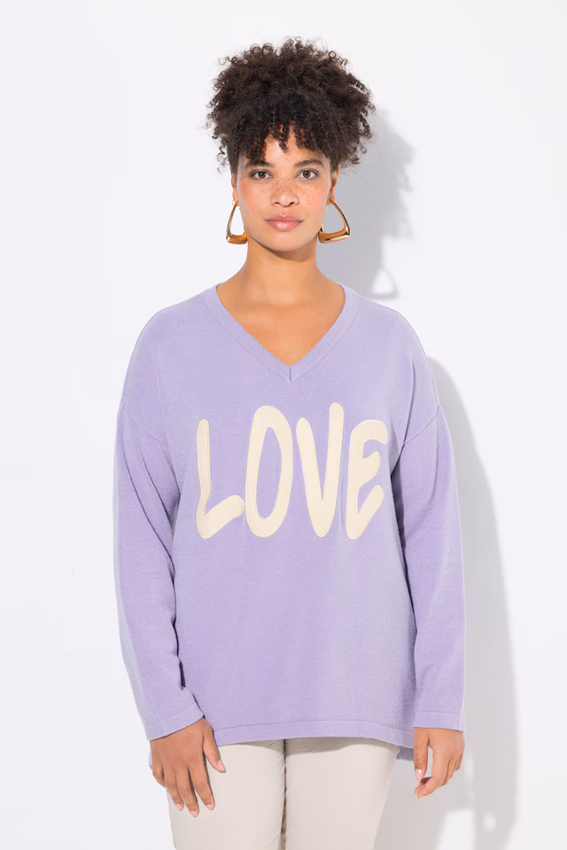 Oversized LOVE inscription sweater