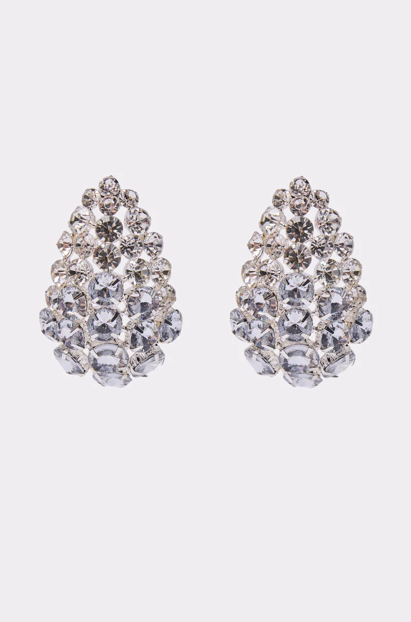 NIGHT IS YOUNG EARRING - Akira Store