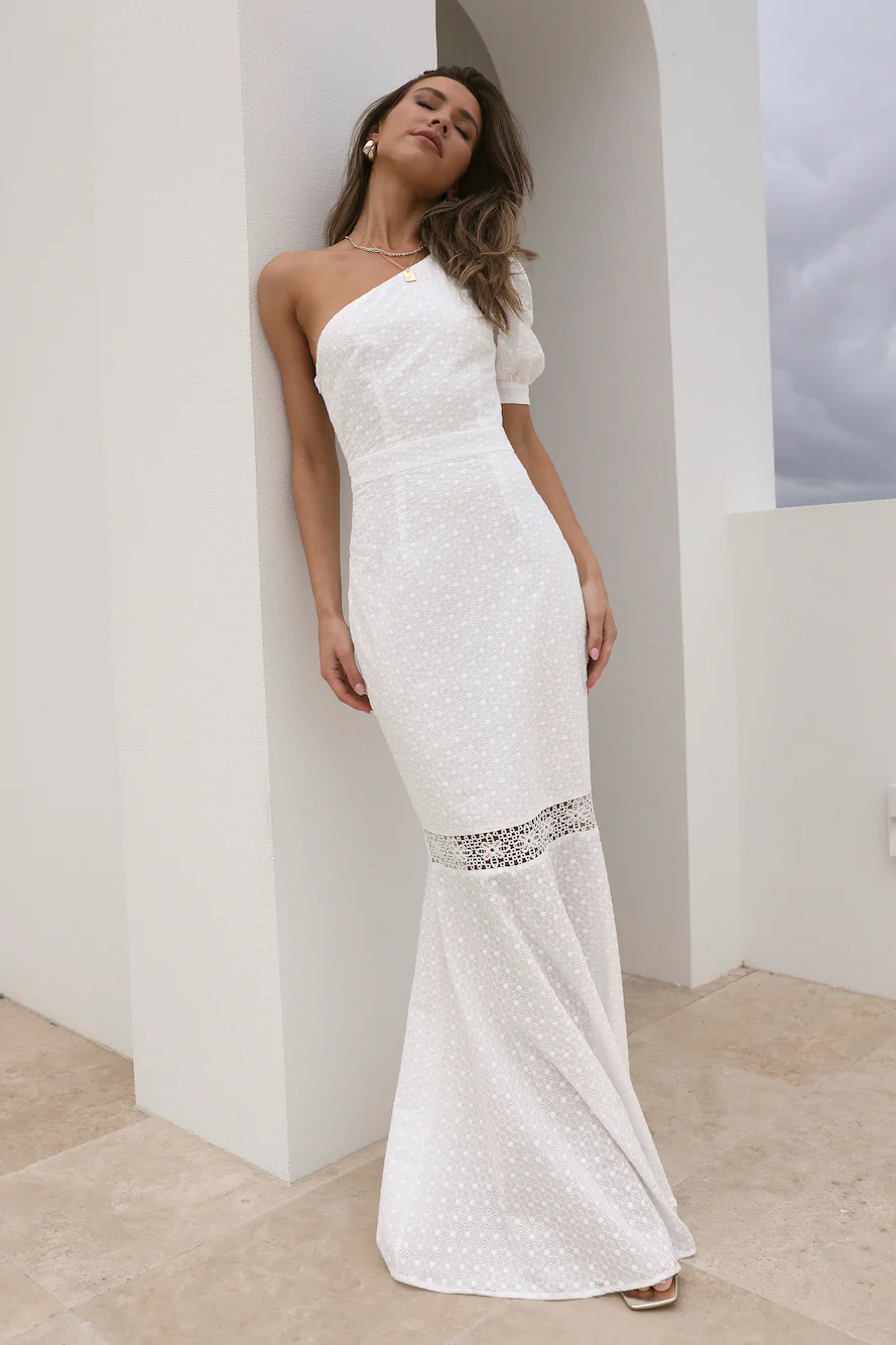BEACNLADY Crystal Heart Maxi Dress White