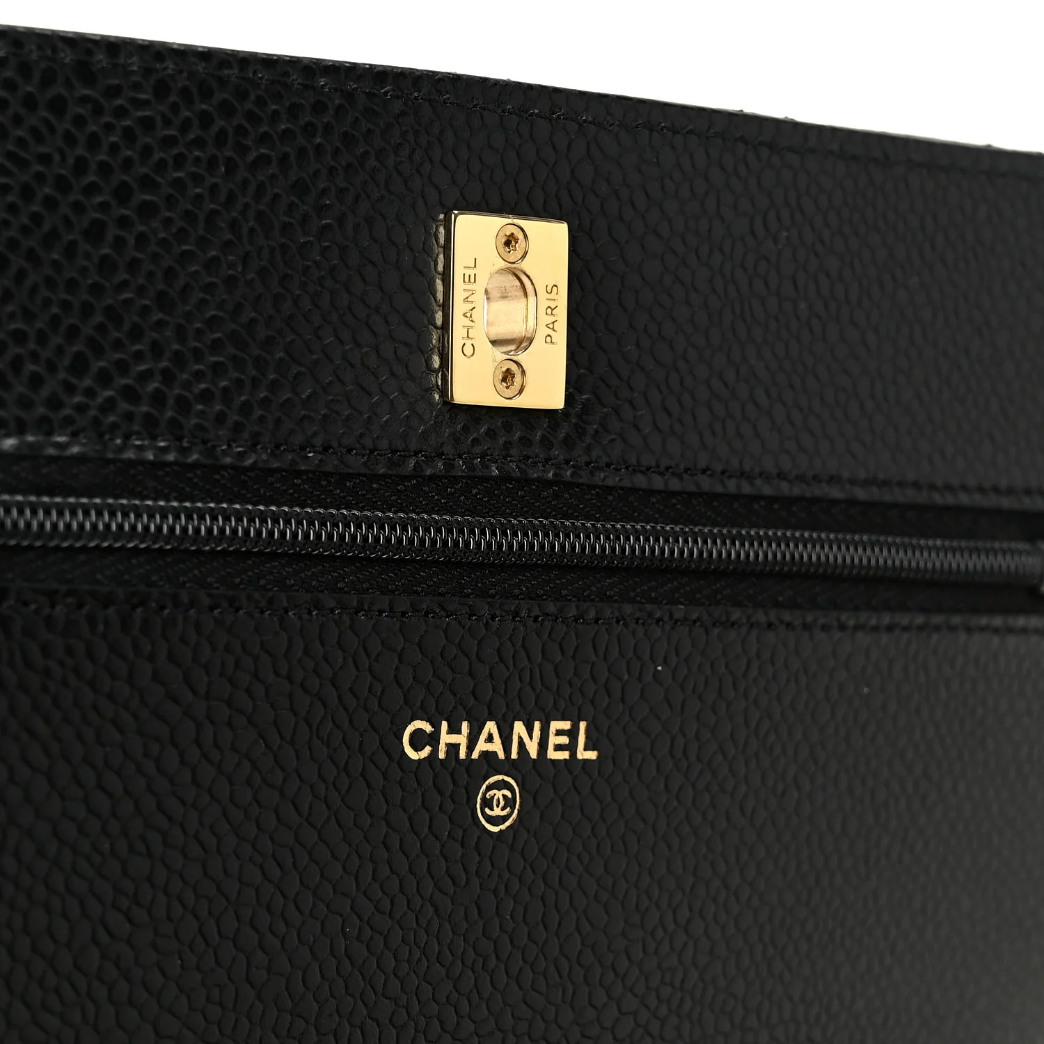 Caviar Quilted CC Turnlock Wallet On Chain WOC Black