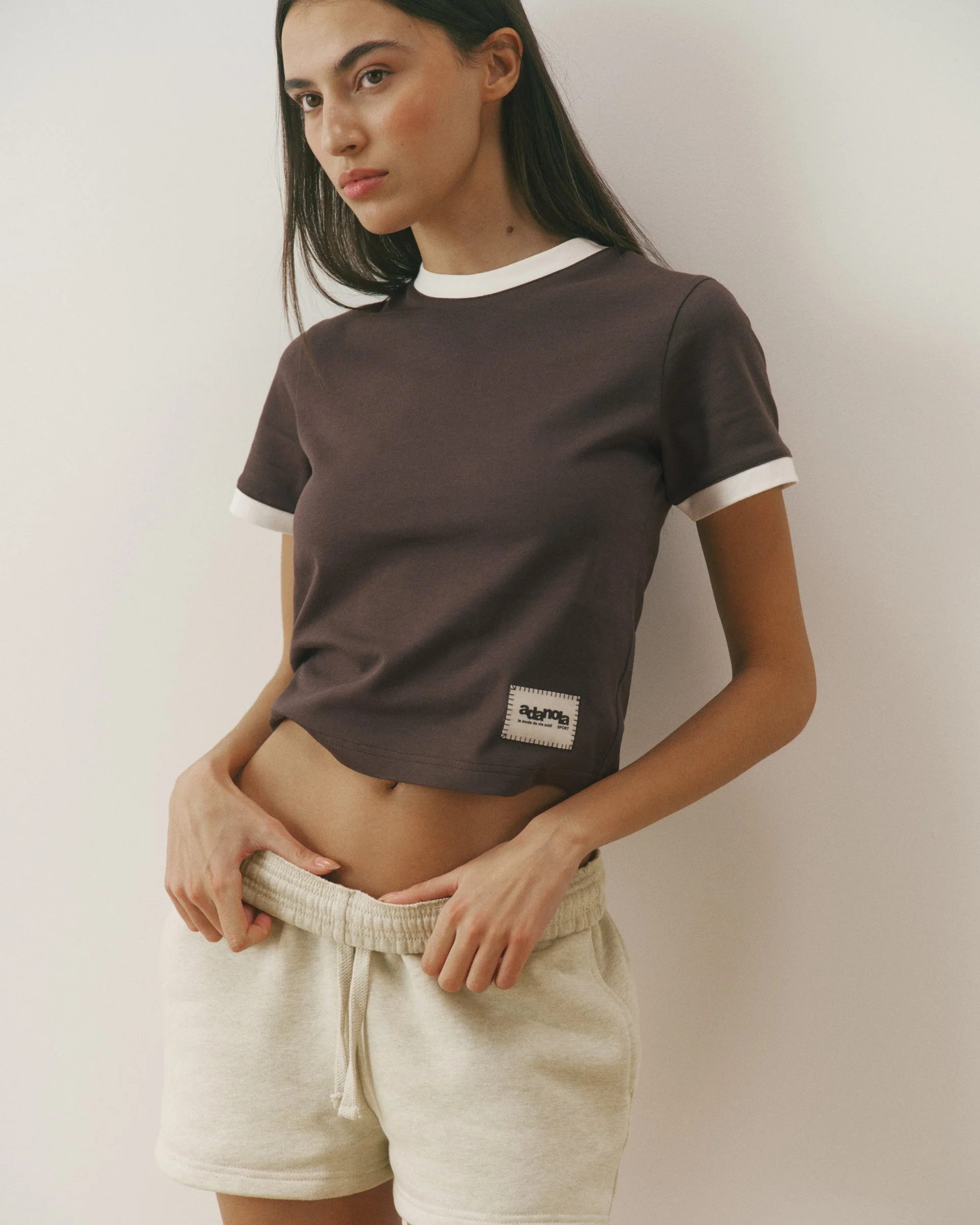 Contrast Detail Classic T-shirt - Coffee Bean/Marshmallow White