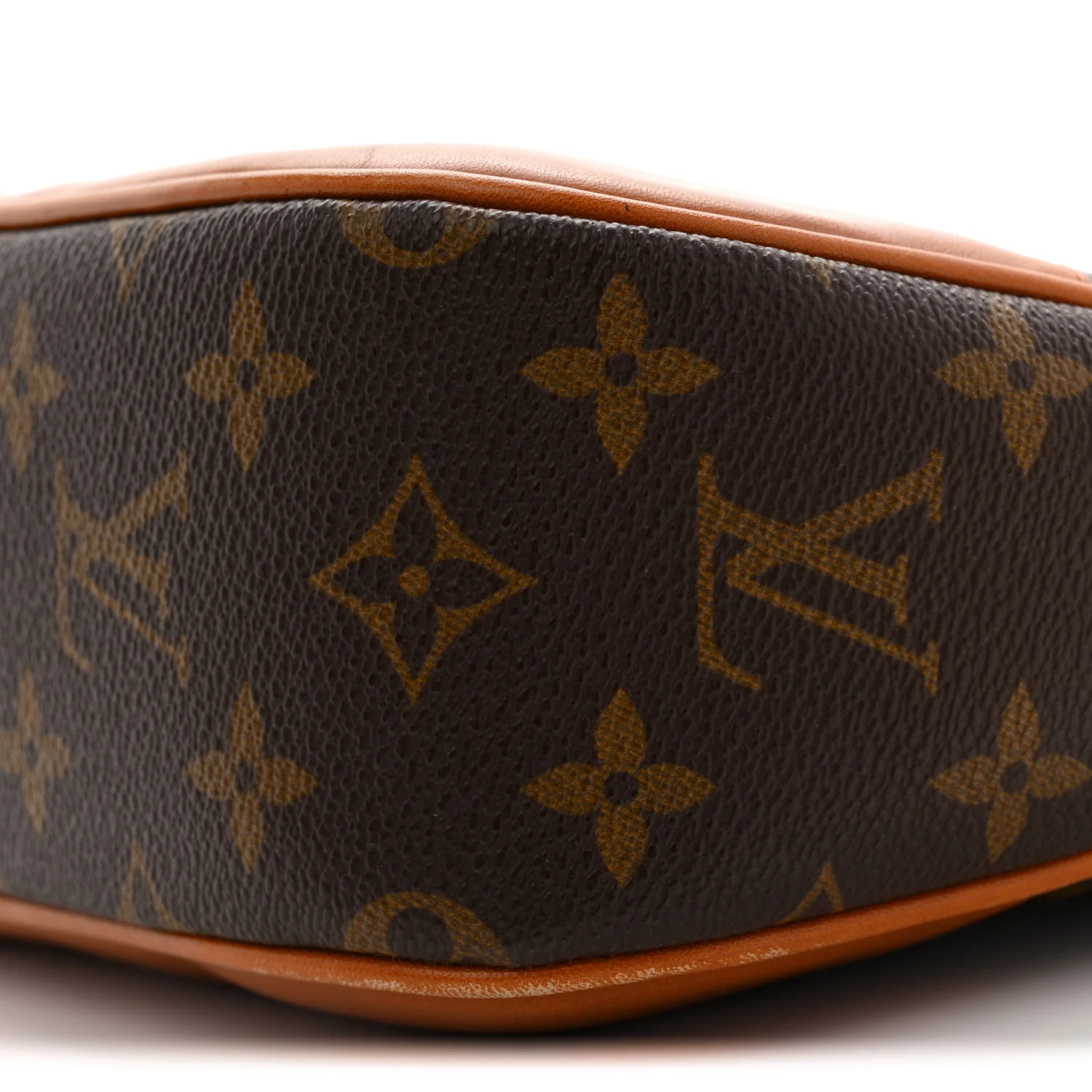 Monogram Saks Boulogne