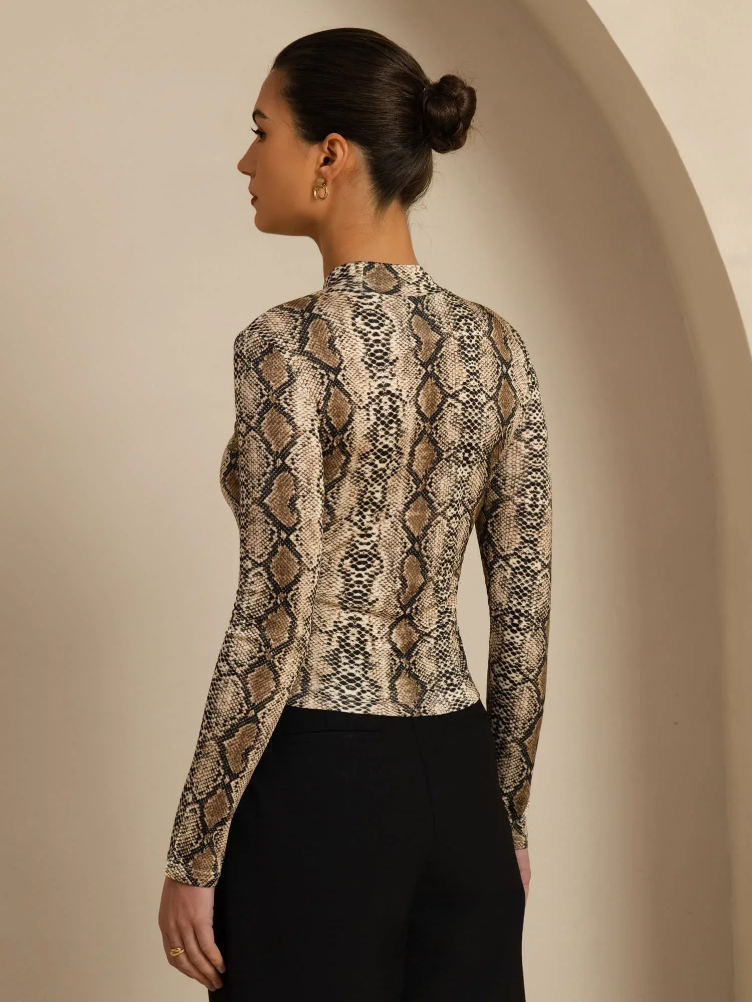 Pure Silk Wild Animal Print Women's Long Sleeve Mock Neck Top