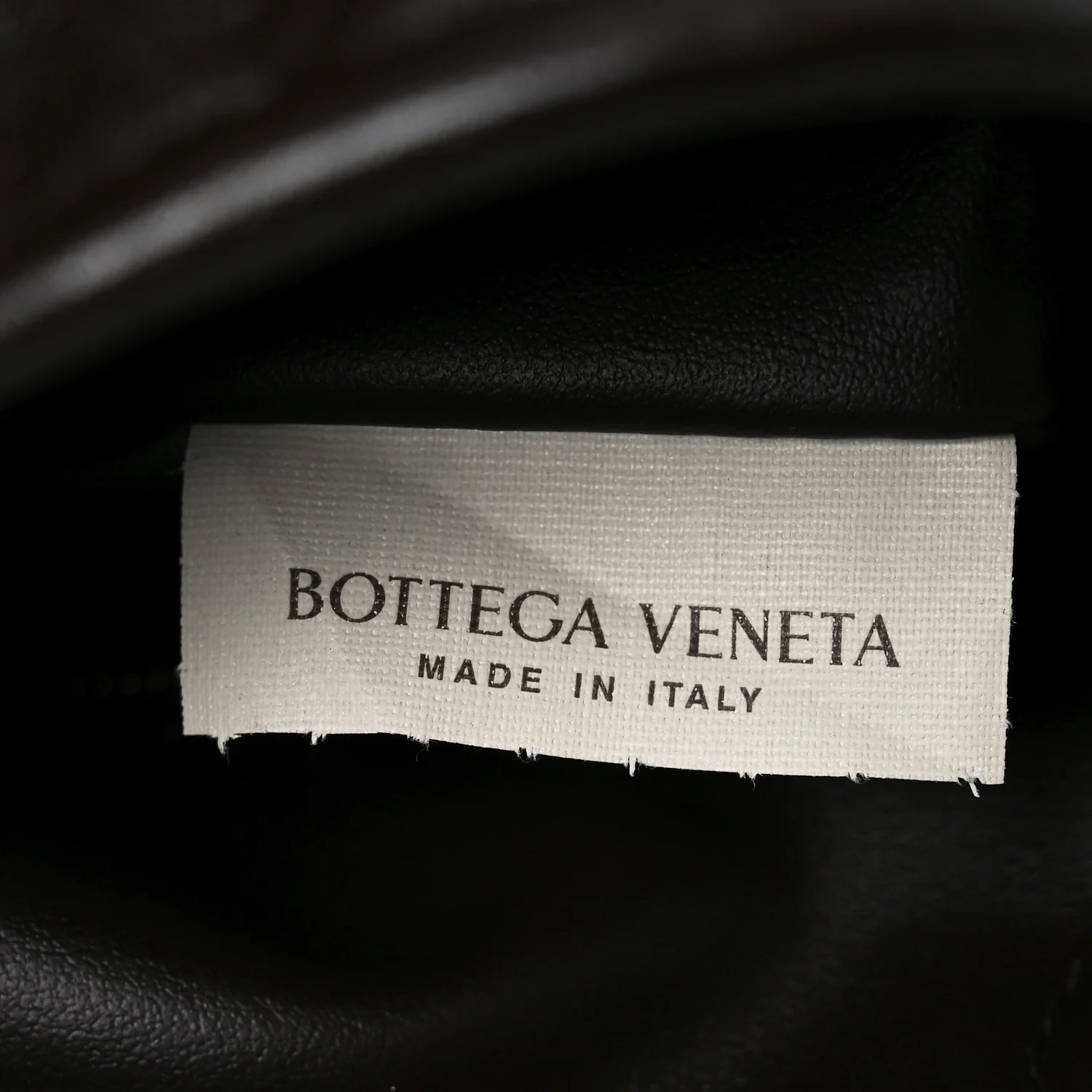 Calfskin Intrecciato Small Hop Fondant