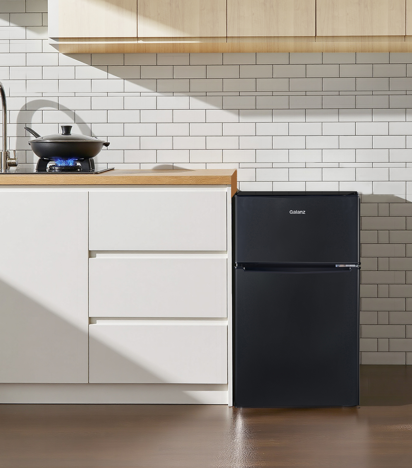 3.1 Cu ft Two Door Mini Fridge, Black, New(Black) - Image 8