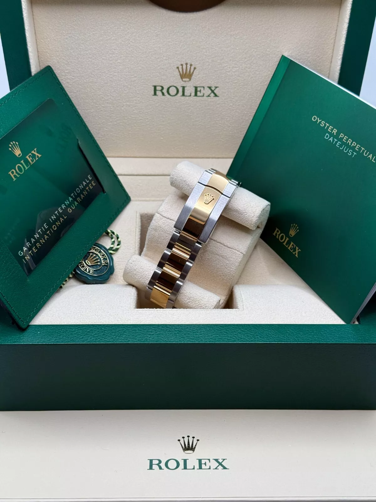 [Super Clone]RLX  Datejust 36mm 126233-0046 Golden Fluted Motif 36mm Dial Oyster Bracelet