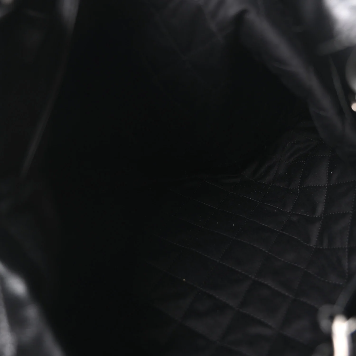 Metallic Shaded Calfskin Quilted Chanel 22 Black Silver