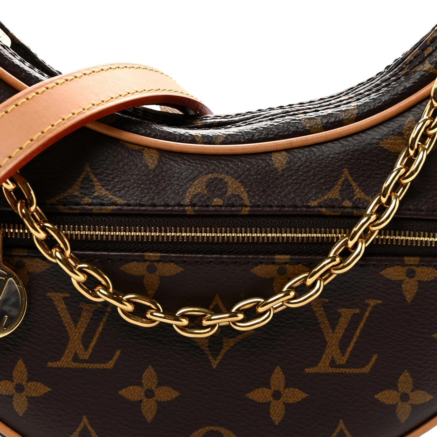 Monogram Loop