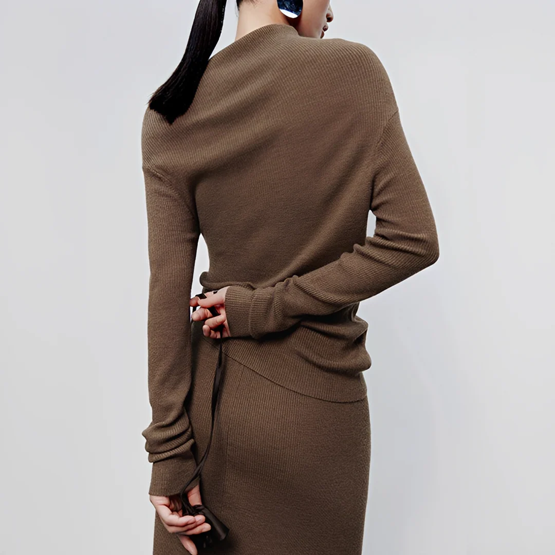 Larissa - Top Asymétrique à Manches Longues
