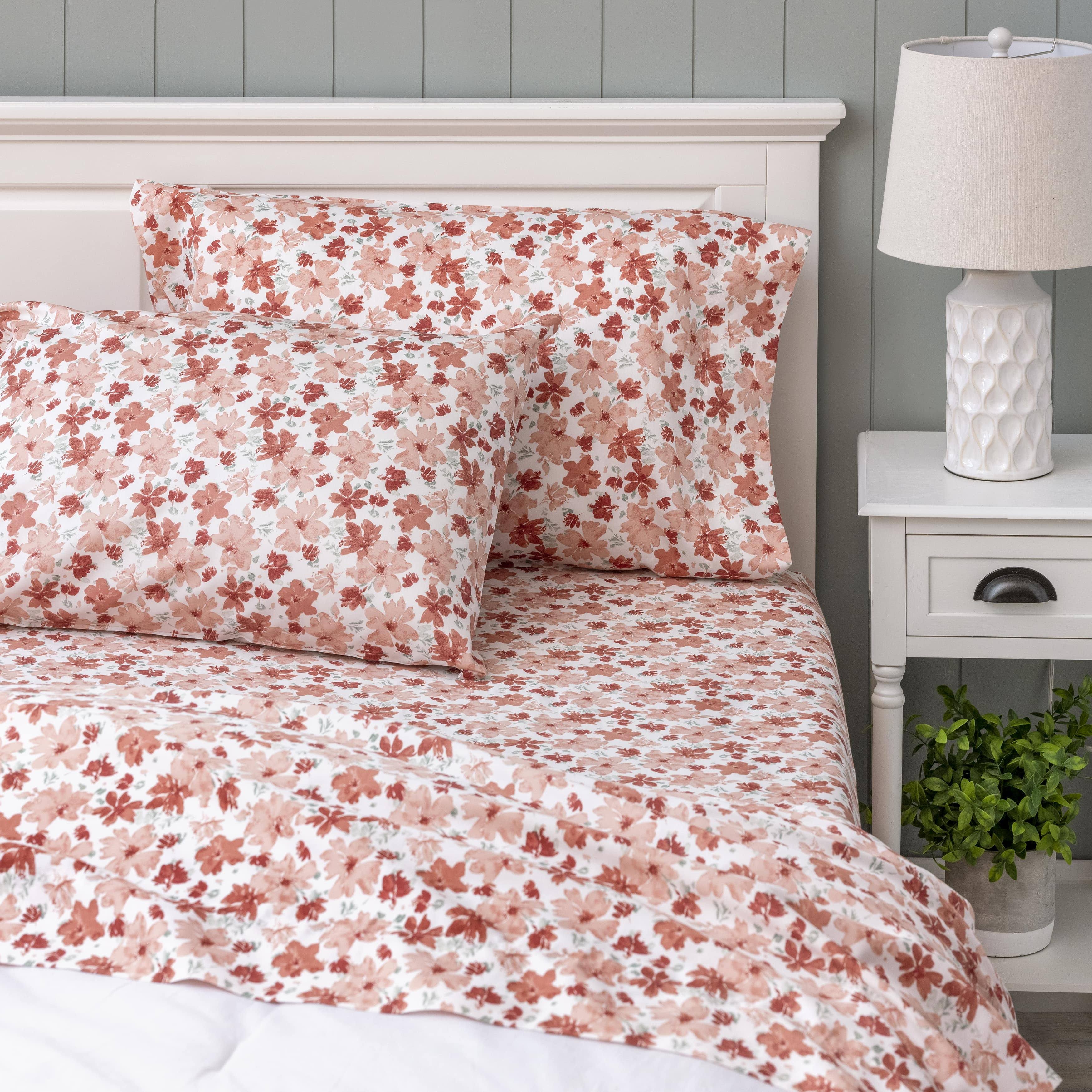 Better Homes & Gardens Signature Soft Cotton & Rayon Made from Bamboo Pillowcase Set, Standard/Queen, Coral Floral, Size: Standard/Queen Pillowcase