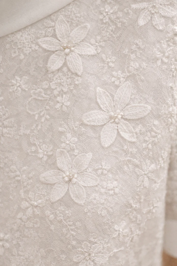 Blouse fleurie à manches courtes pour femmes