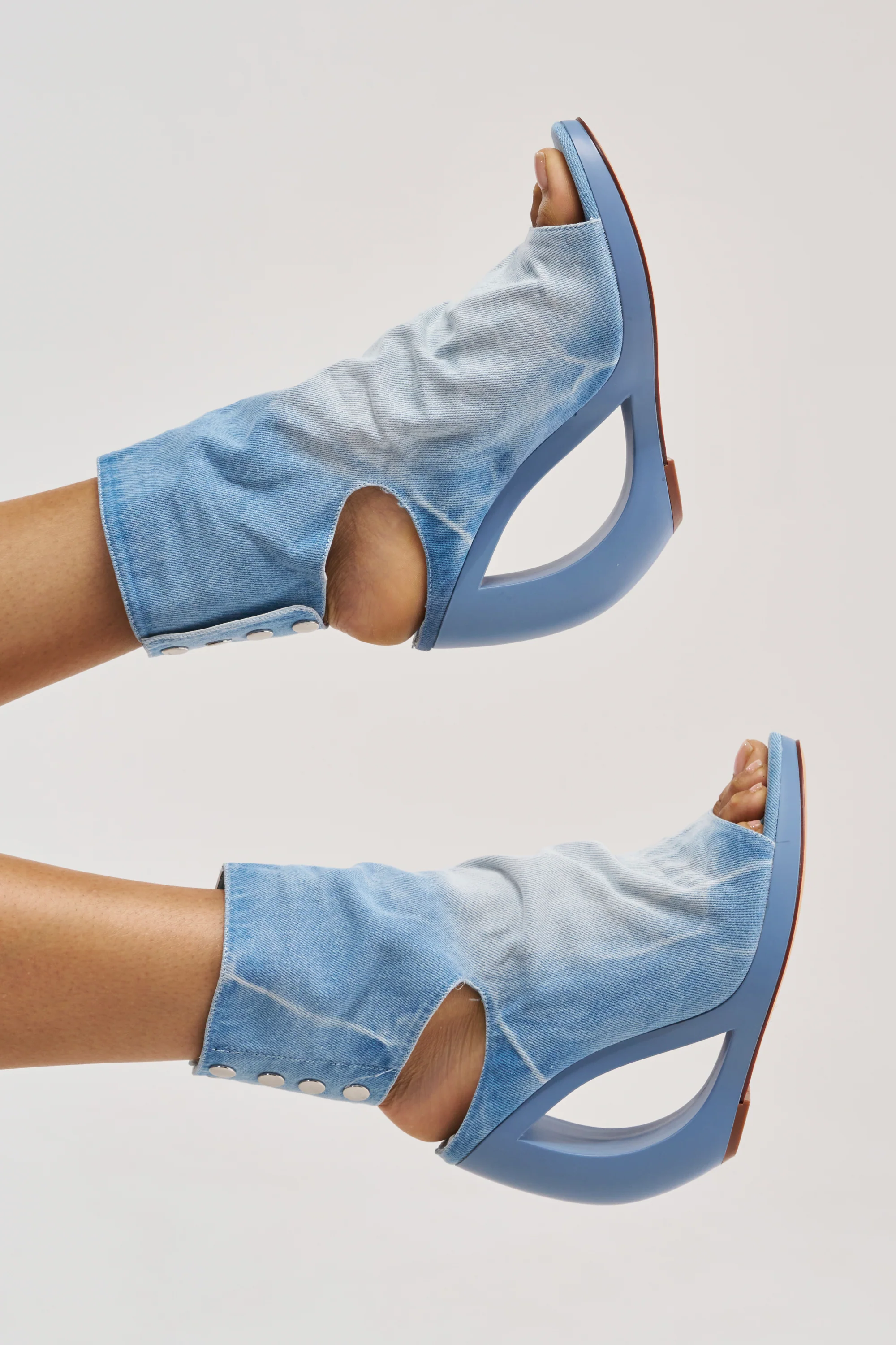 AZALEA WANG CIRCOS LIGHT DENIM WEDGE BOOTIE - Akira Store