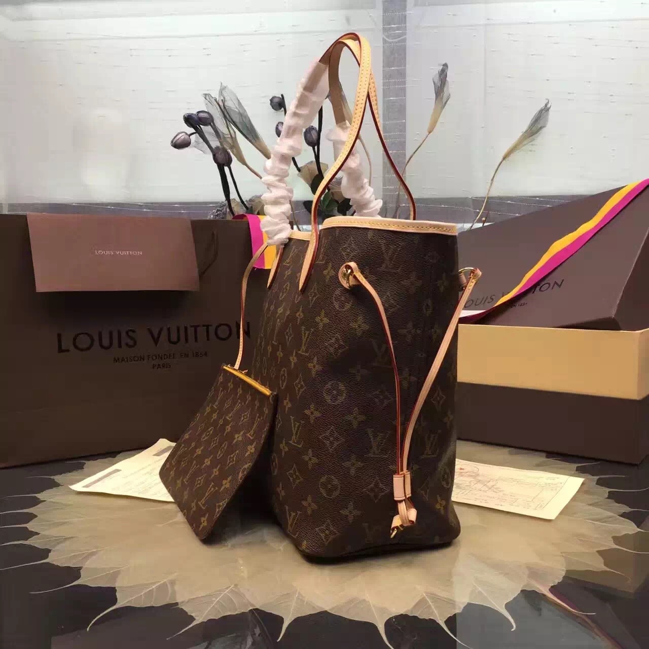 L Neverfull MM Bag Monogram Canvas M40997
