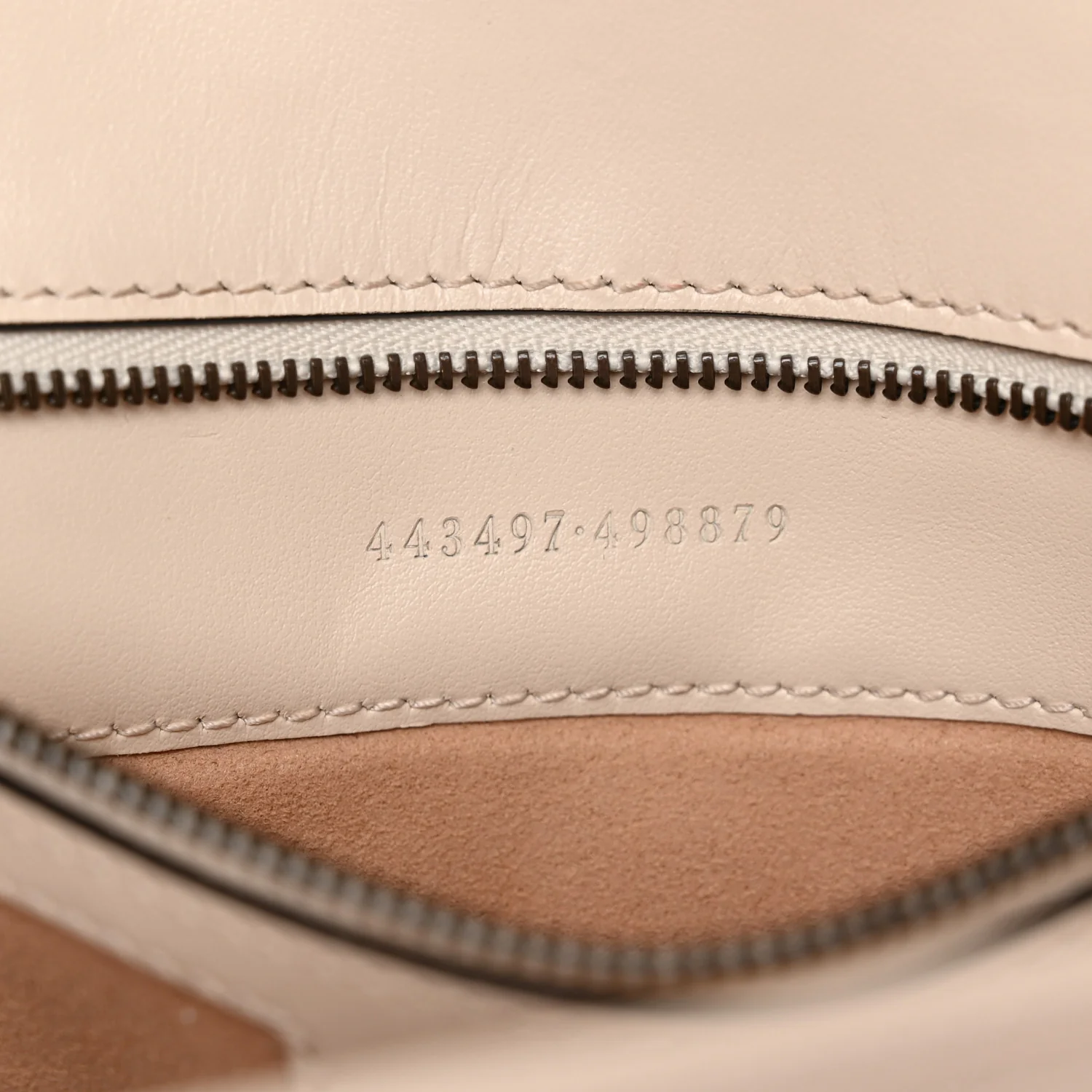 Calfskin Matelasse Small GG Marmont Shoulder Bag White