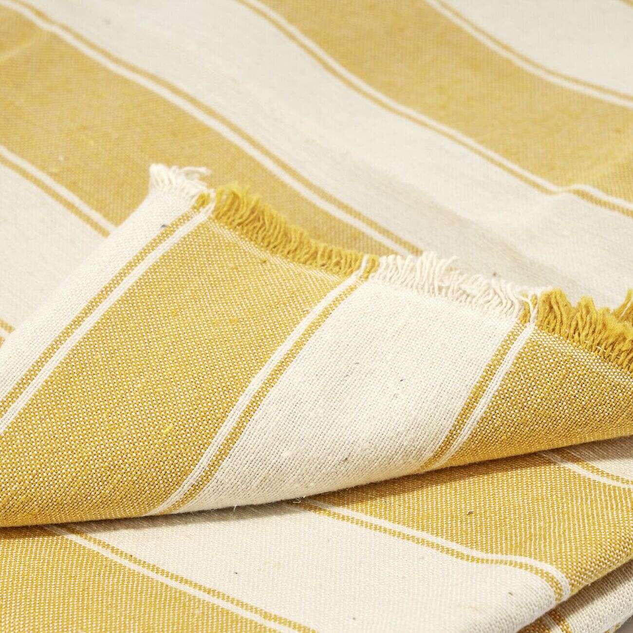 Jeté de canapé motif bayadère blanc et jaune 170x250cm