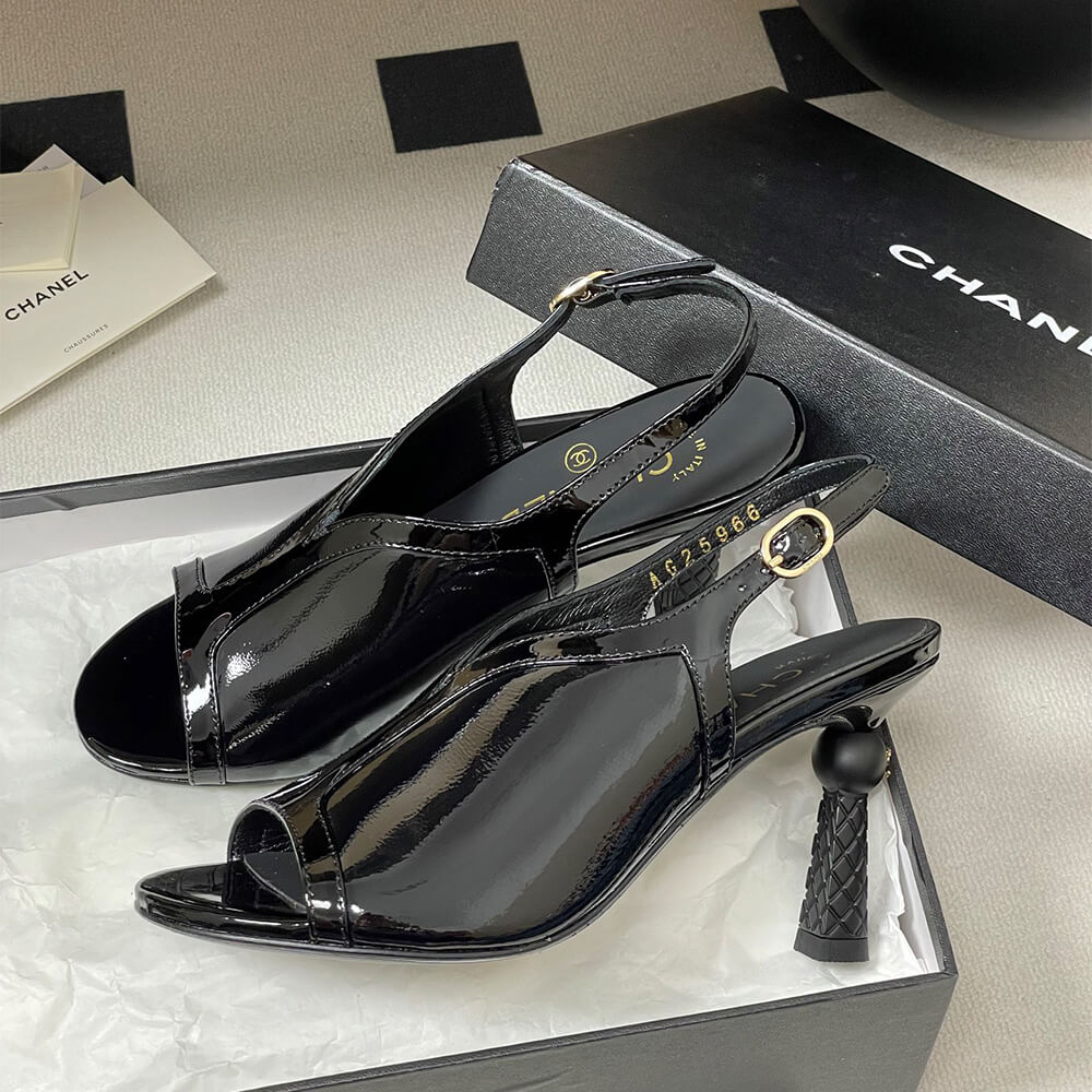 CHANEL Sandals