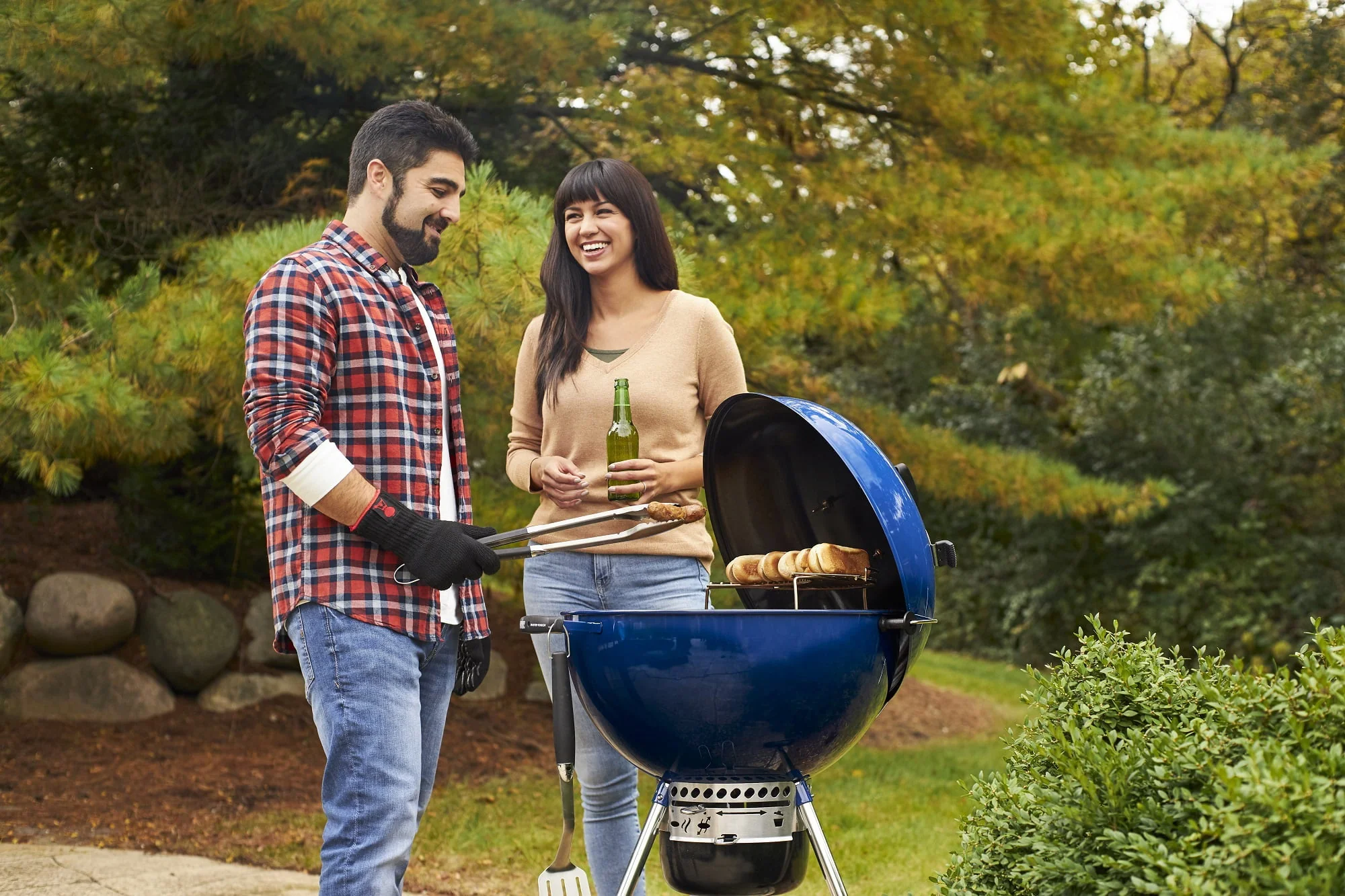 Weber Master Touch 22" Charcoal Grill, Deep Ocean Blue(Black) Image 3