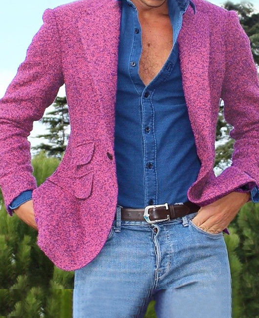 Blazer décontracté rose-violet à col à revers et un bouton.