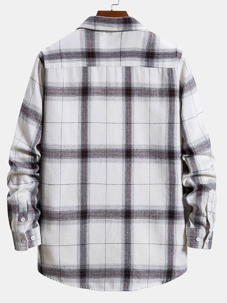 Chemise à carreaux boutonnée