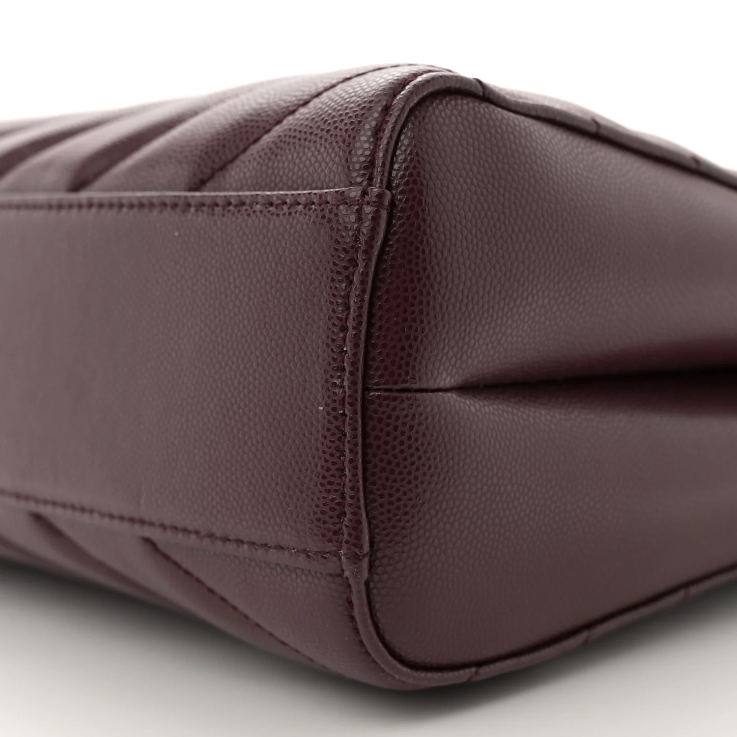 Grain de Poudre Matelasse Chevron Medium Tribeca Shopping Bag Rouge Legion