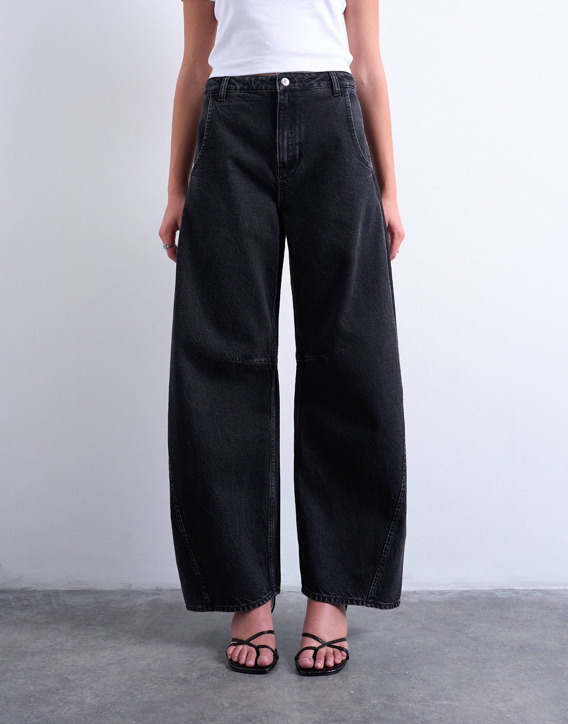 VERO MODA® TSEMMA High rise Barrel Fit Jeans