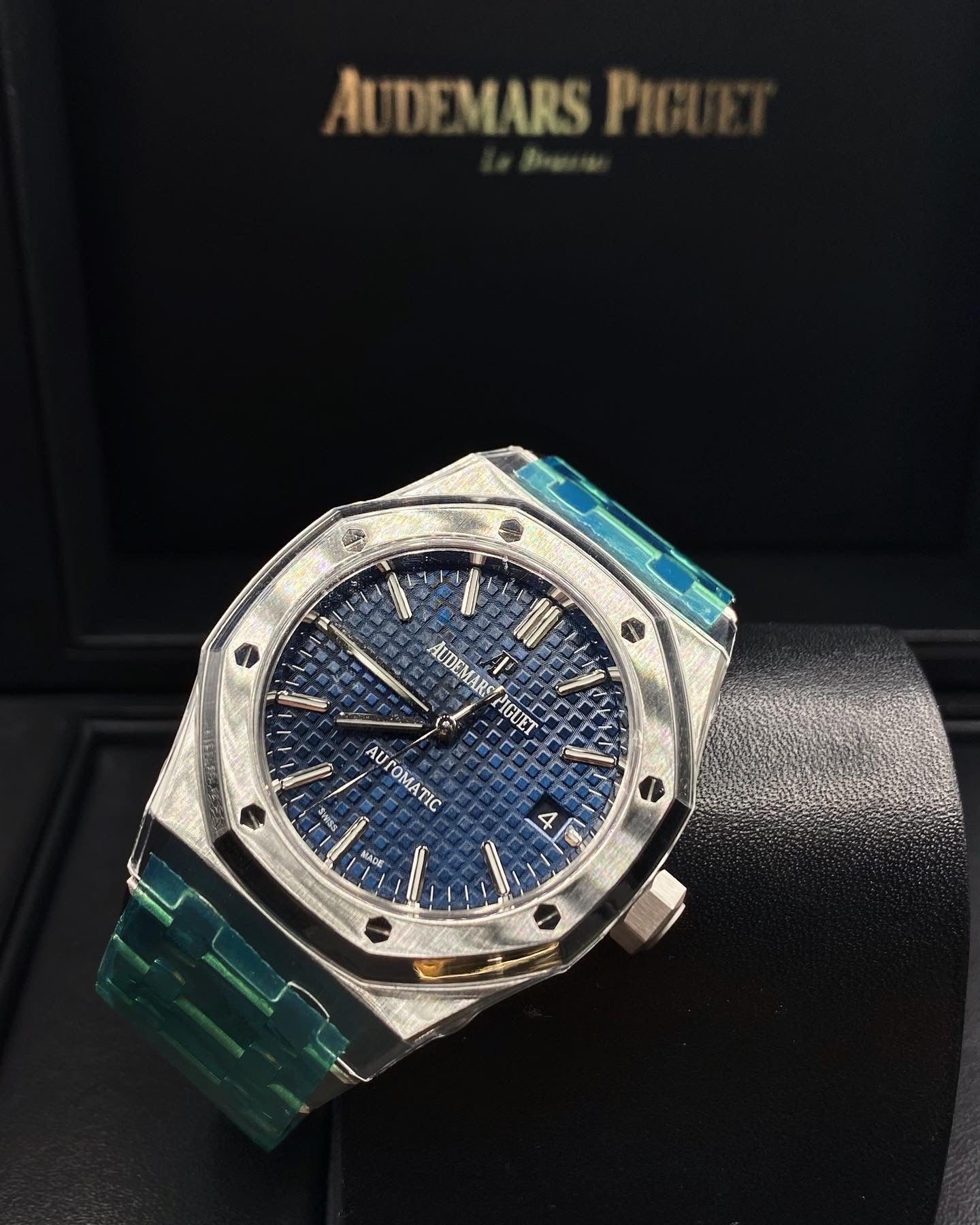 [Super Clone]Audemars Piguet Royal Oak Selfwinding Blue dial, 37mm, Stainless steel, 15450ST.OO.1256ST.03