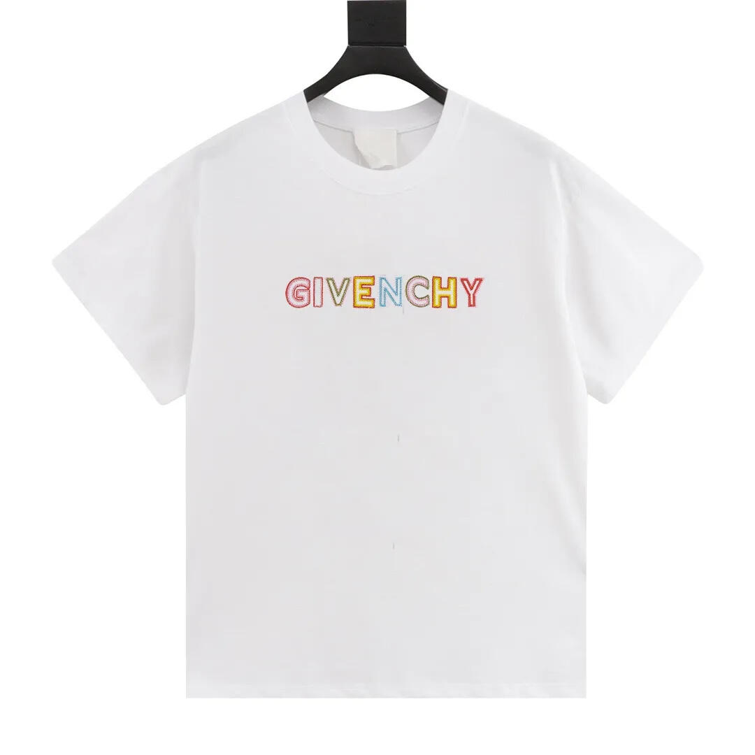 【GIVENCHY 公式旗艦店】ジバンシー Tシャツ ご好評に付き再入荷！半袖Tシャツ