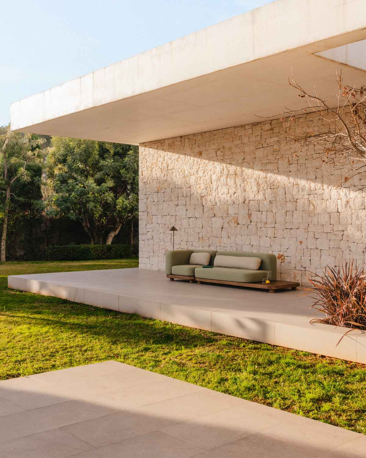 Redik - Sofá Modular de Jardín 2 Piezas Módulo Sofá y Módulo Esquinero de Madera de Acacia y Tela Redik
