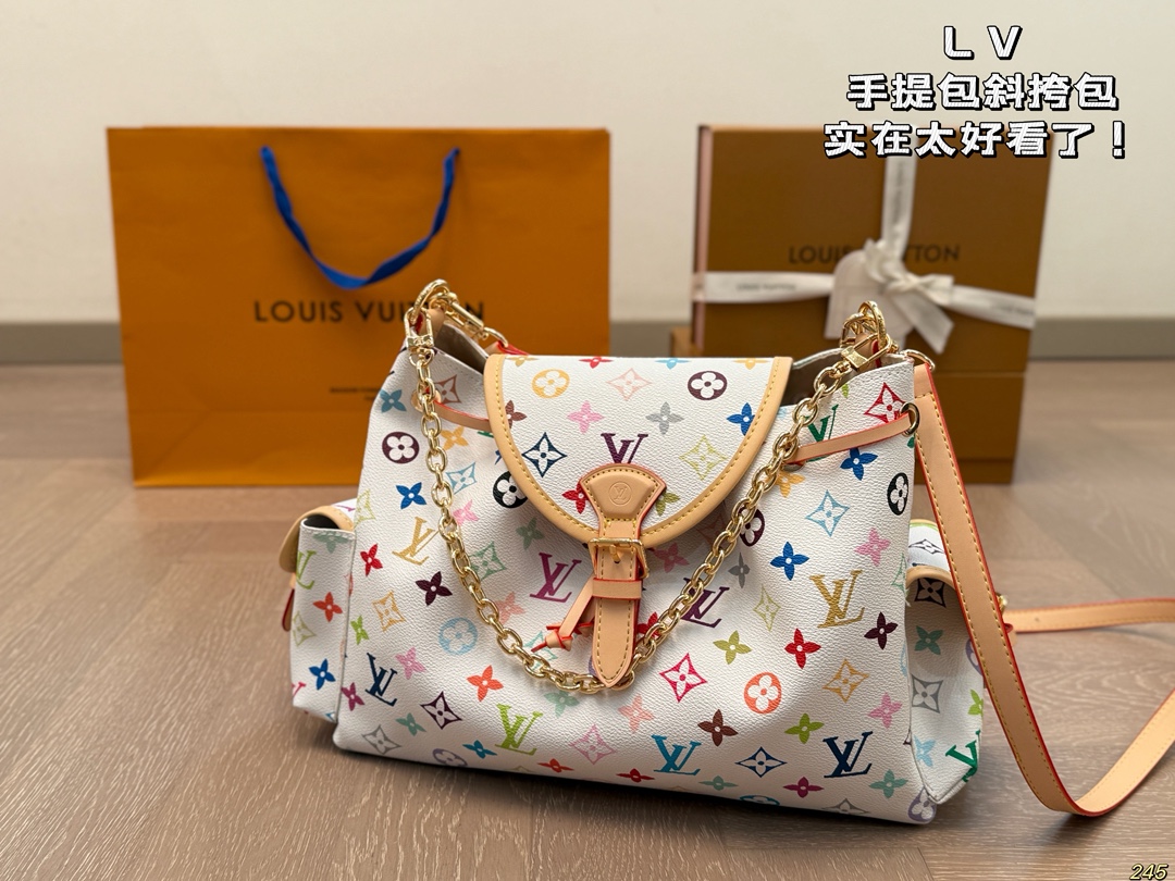 Louis new arrival vintage chain bag size: 31*22 cm