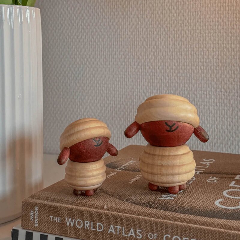 Ulla sau trefigur 8 cm lønn/sapele
