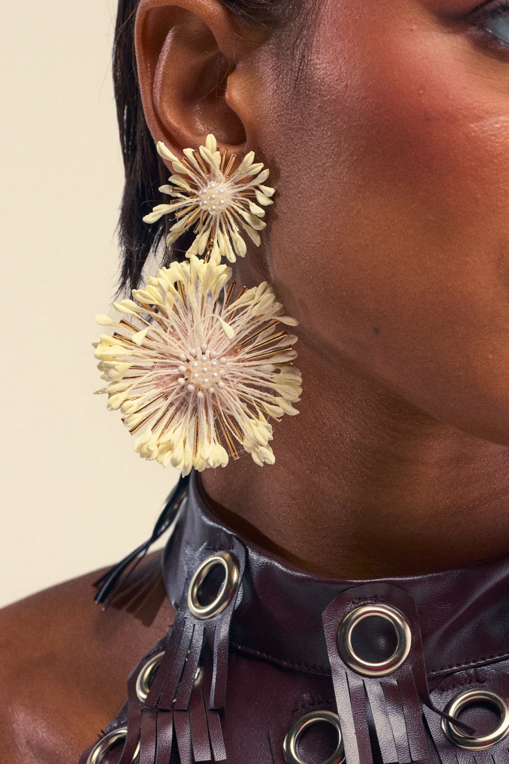 ON HIS YACHT STATEMENT EARRING - Akira Store