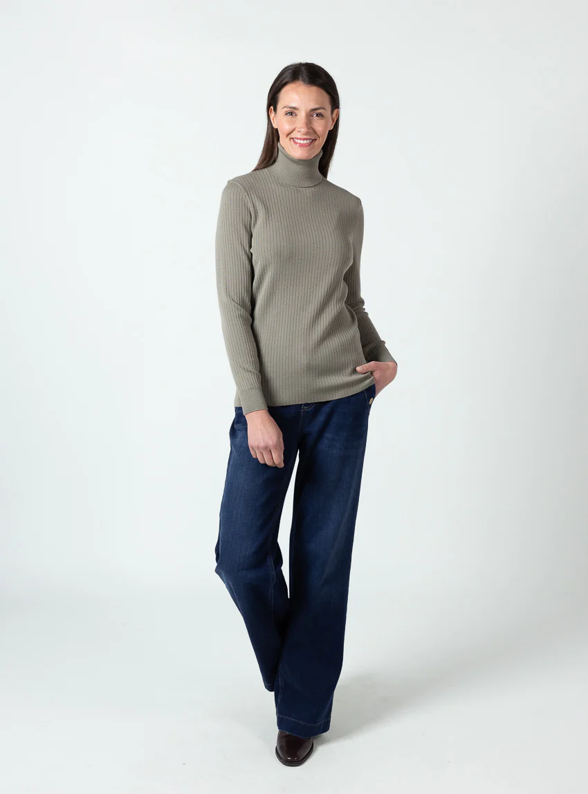 Pull chaussette femme col roule en laine mérinos Vert Olive