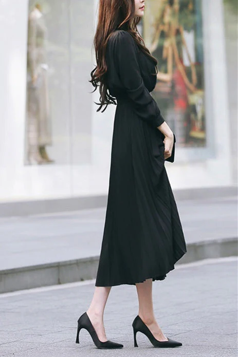 Robe à manches bouffantes en chiffon plissé