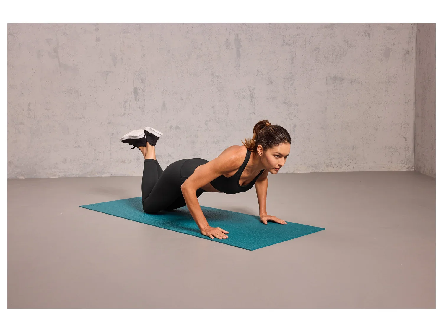 CRIVIT Tapis de fitness et de yoga, 183 x 61 cm