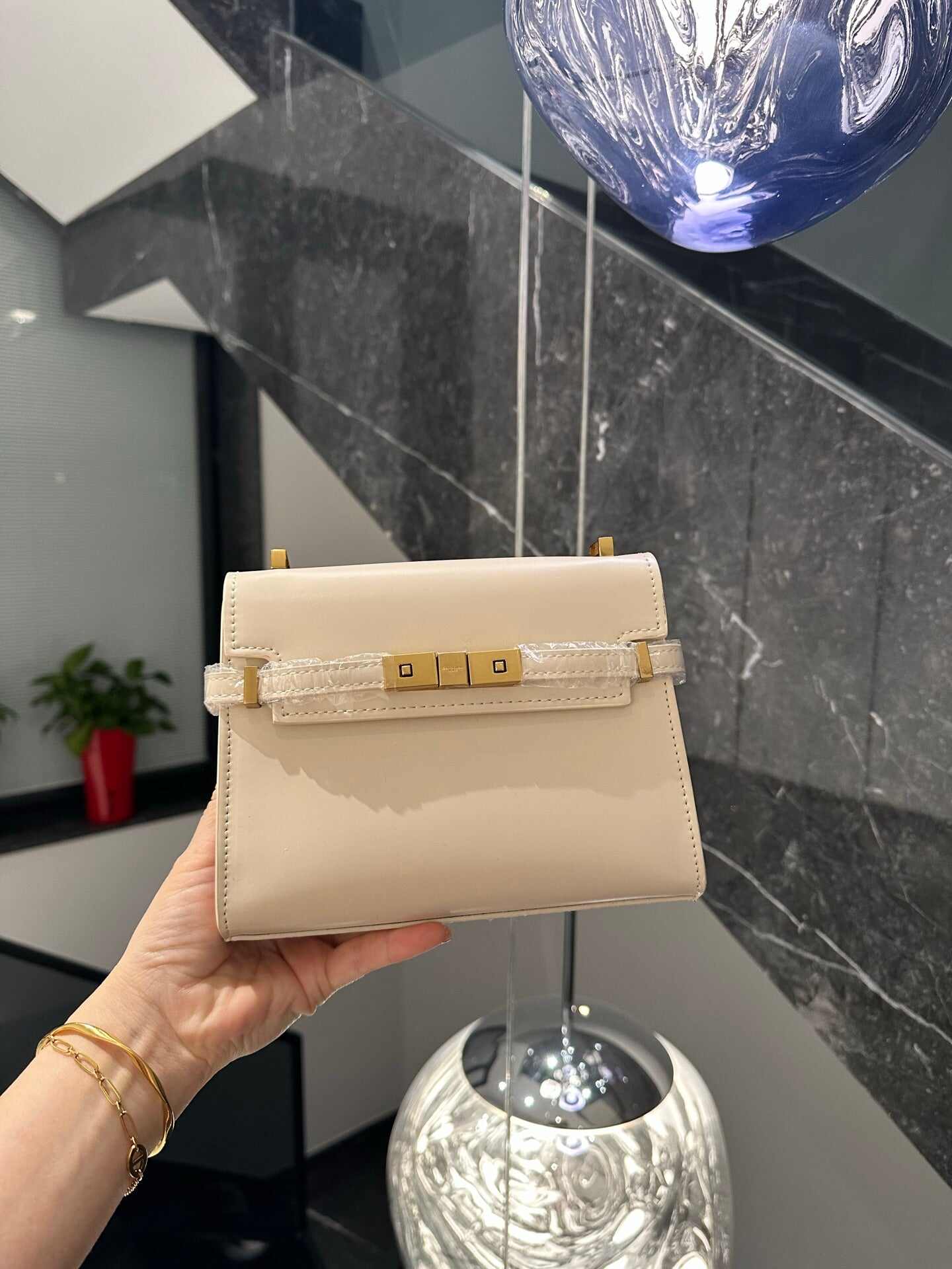 YSL【サンローラン】大人気☆マンハッタン ミニ ショルダーバッグ