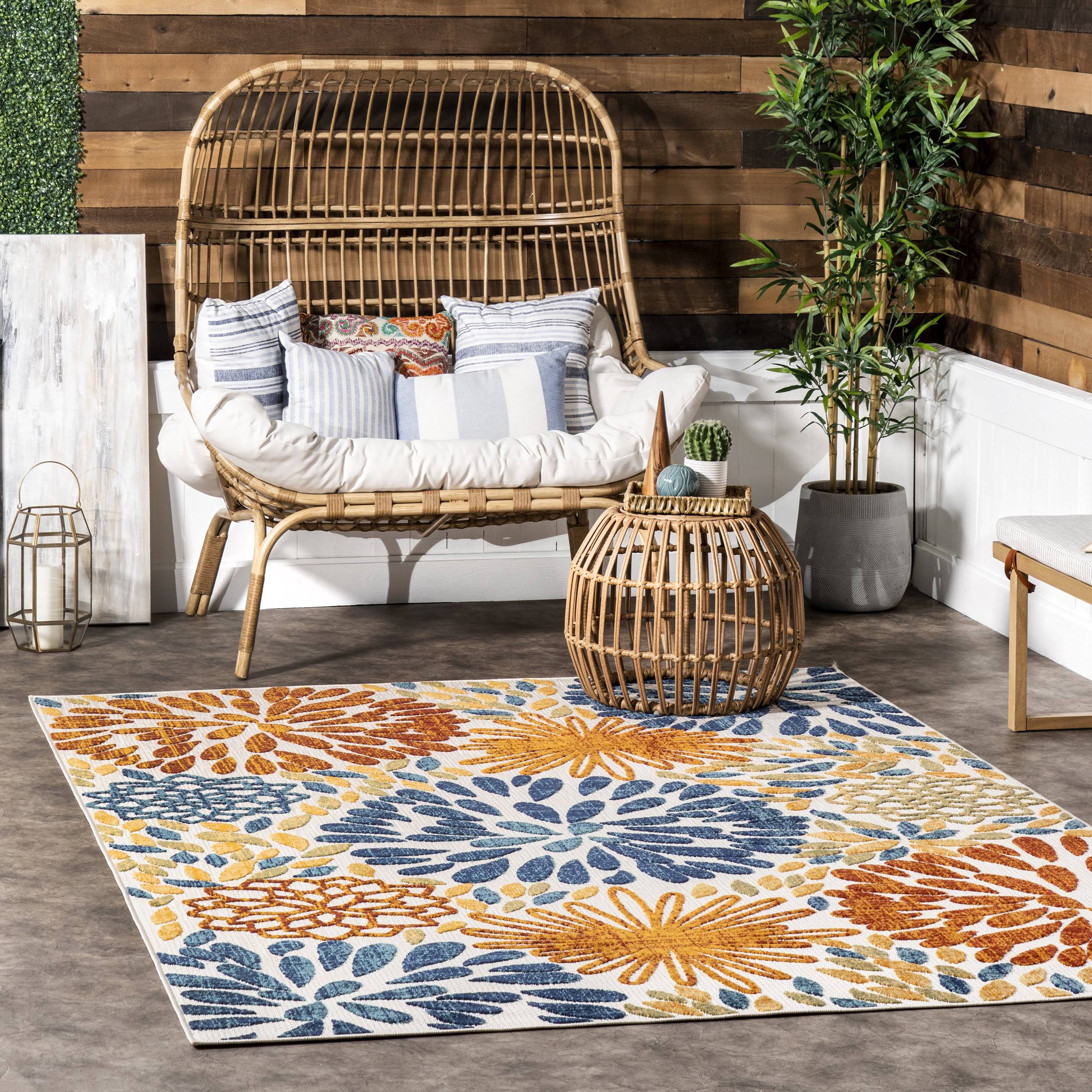 nuLOOM Monique Floral Indoor/Outdoor Area Rug, 2x3 ft