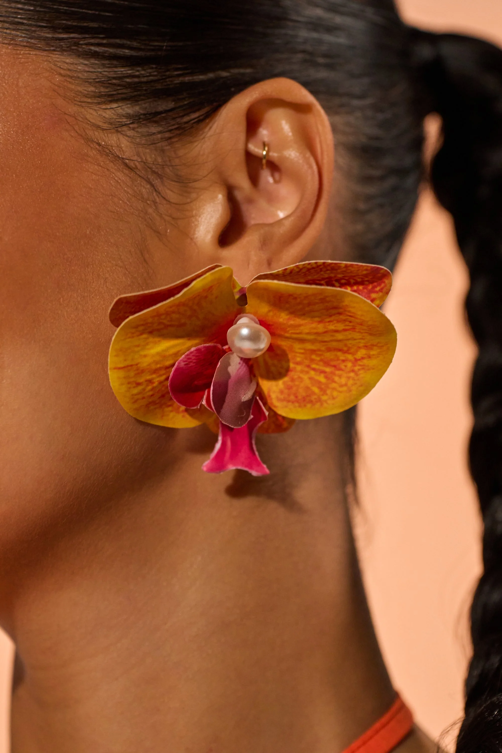 NEW SEASON EARRING - Akira Store