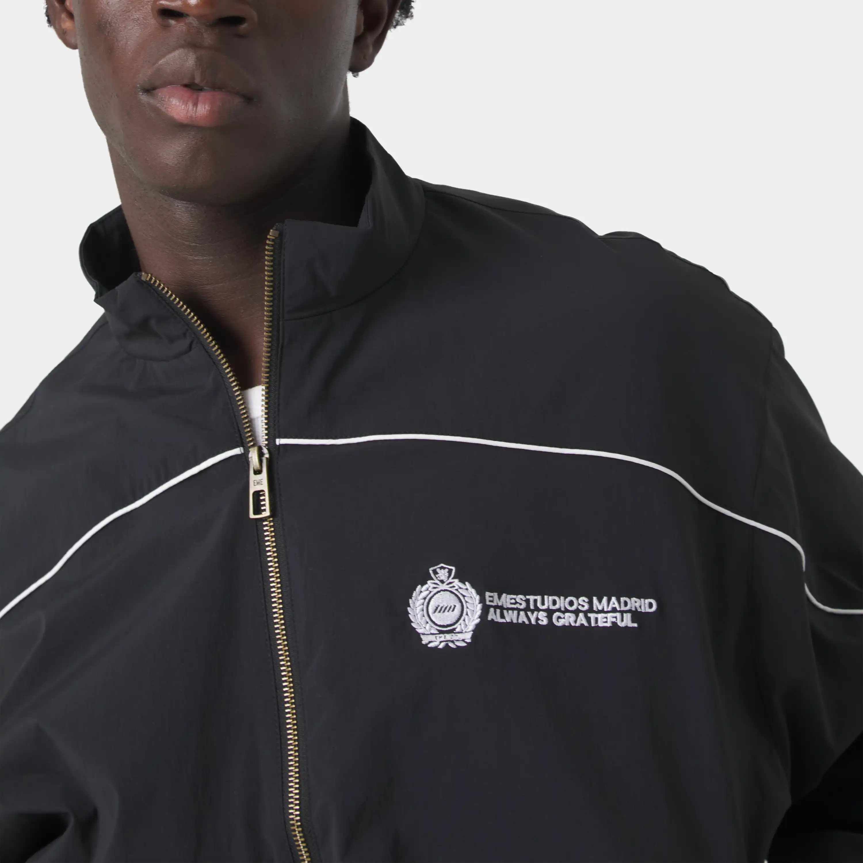 Convey Shadow Windbreaker