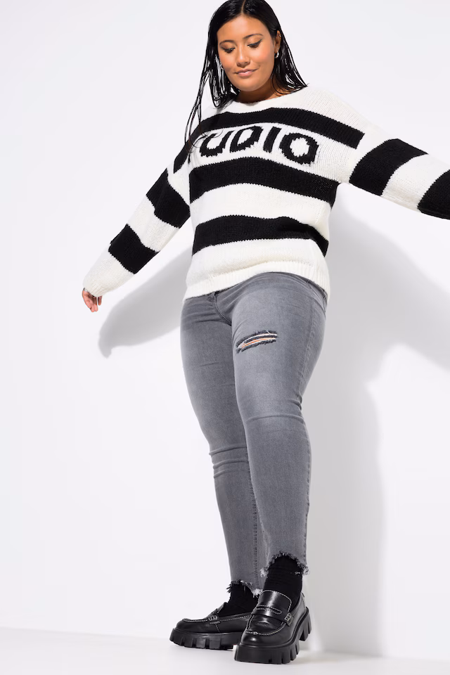 Distressed Fringed Hem Elastic Waist Skinny Jeans