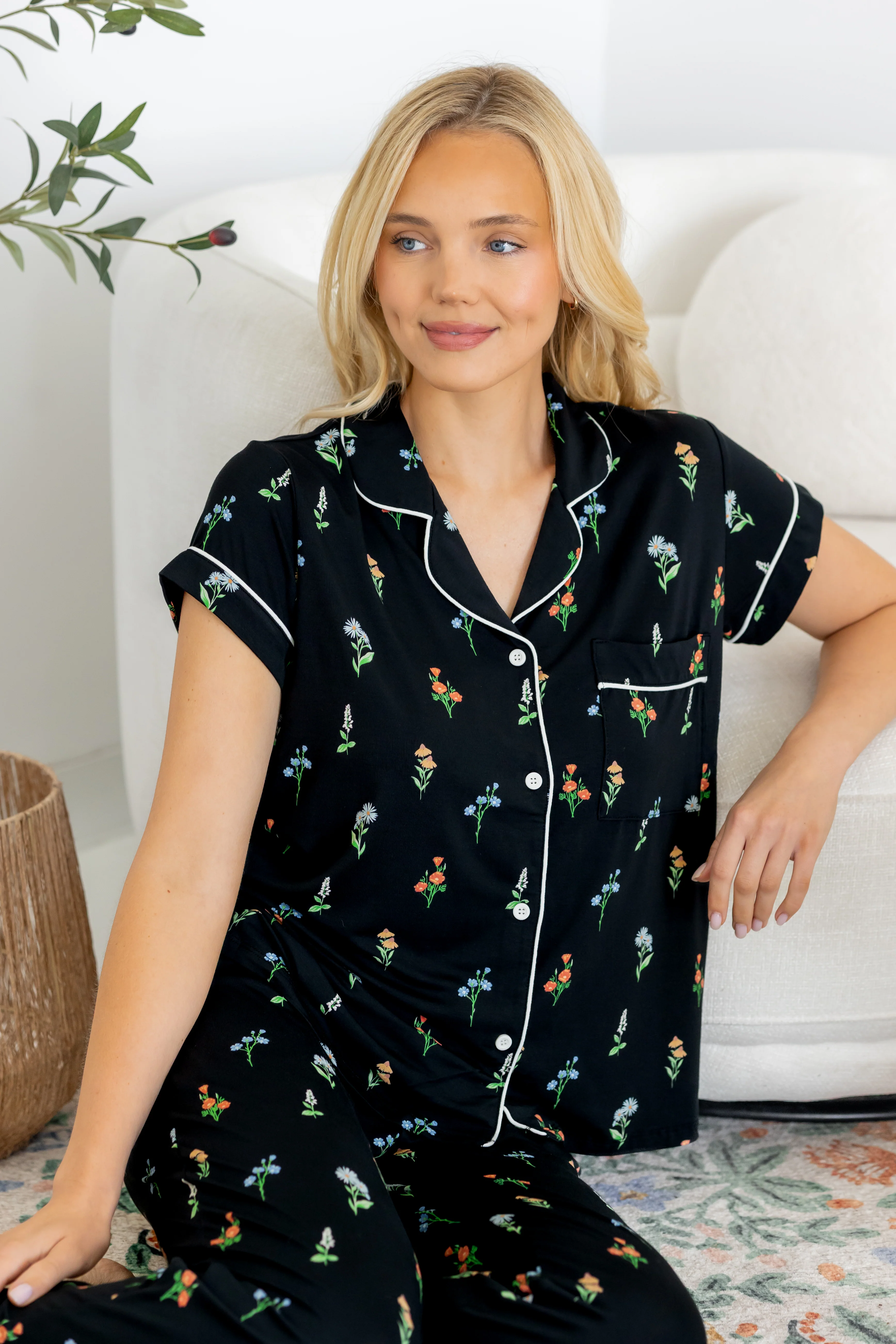 Women's Short Sleeve Cropped Pajama Set in Midnight Wildflower