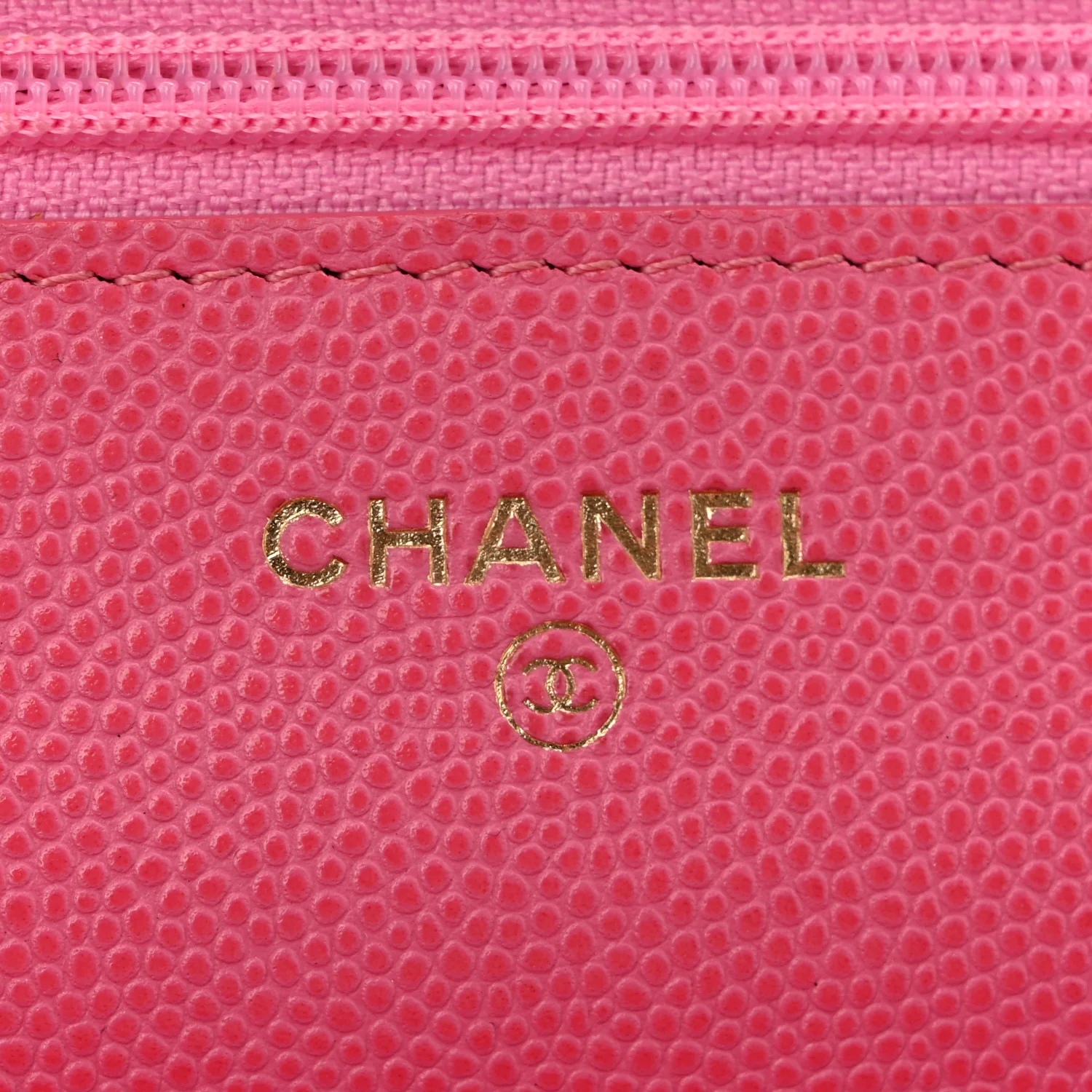 Caviar Quilted Wallet on Chain WOC Pink