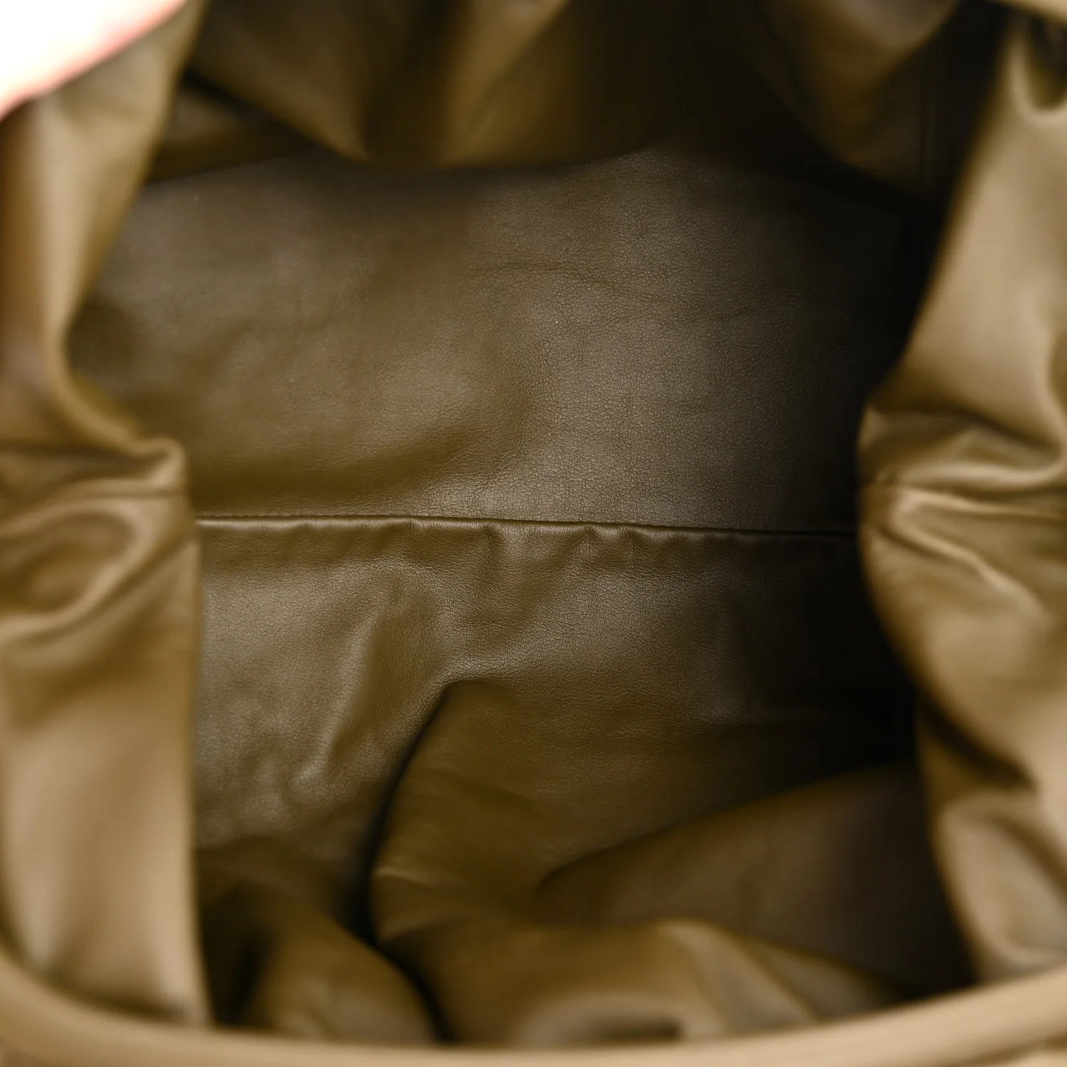 Smooth Butter Calf The Pouch Oversized Clutch Kaki Fondent