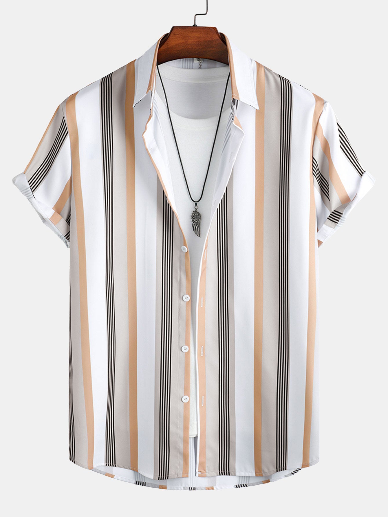 Chemise boutonnée à rayures et short de bain