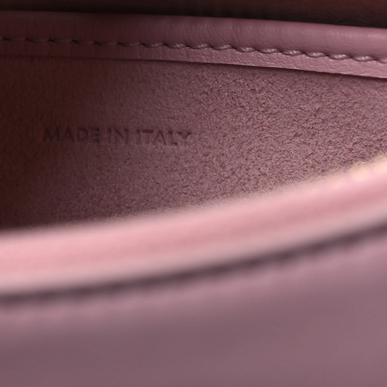 Smooth Calfskin Medium Strap Ava Triomphe Shoulder Pastel Pink