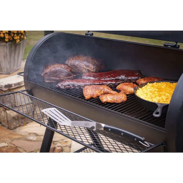 Longhorn Offset Smoker in Black with 1,060 sq. in. Cooking Space - Image 2