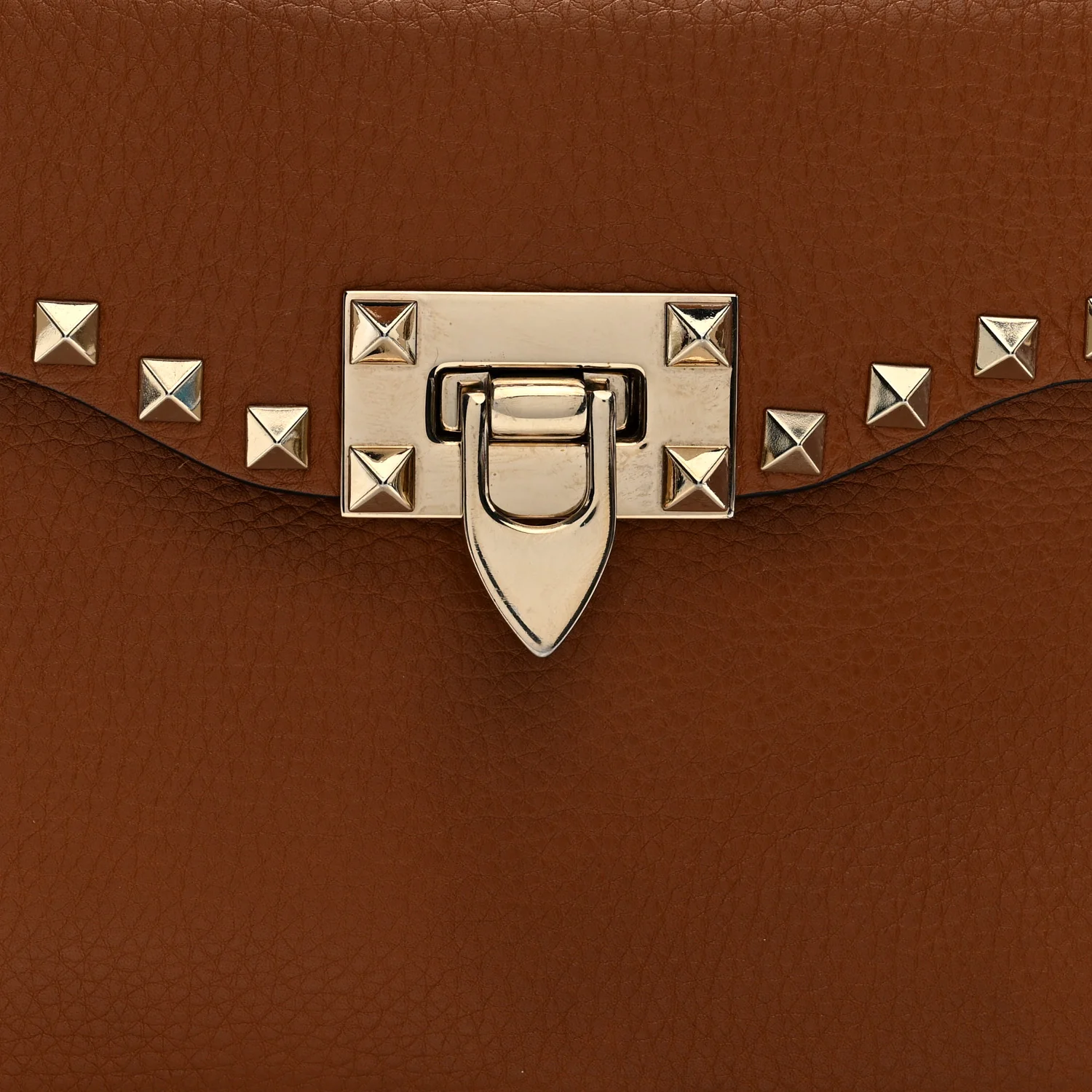 Pebbled Calfskin Rockstud Flip Lock Top Handle Bag Cognac